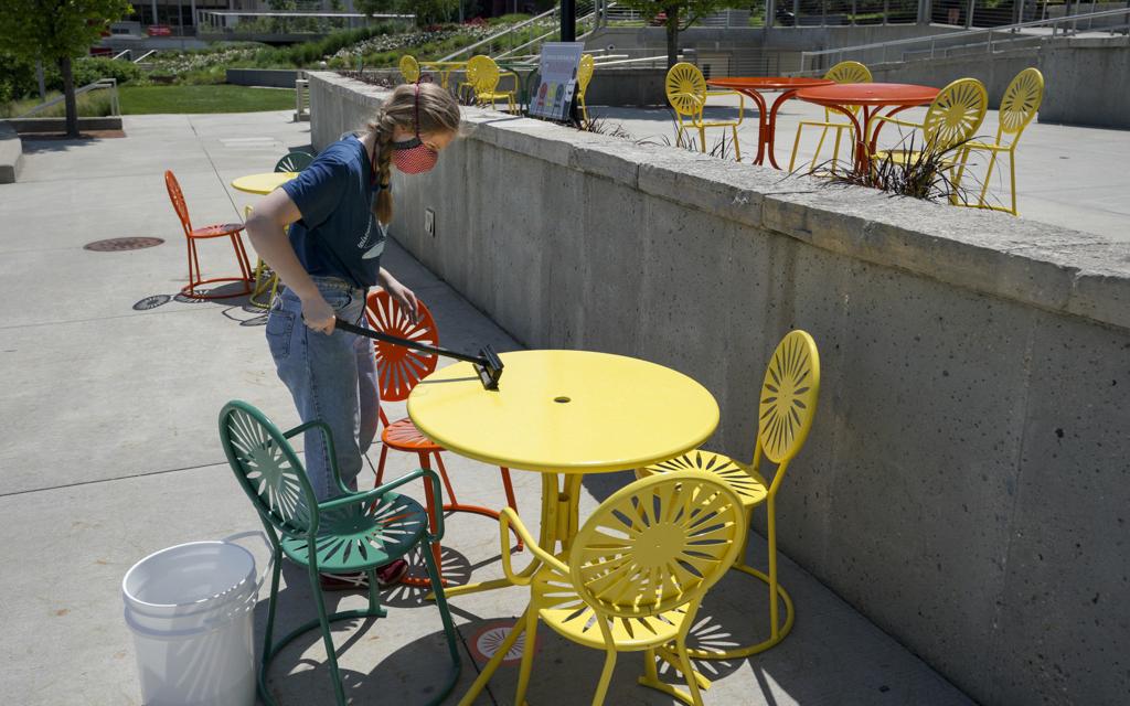 Memorial Union Terrace Reopens June 22 But You D Better Make A Reservation Higher Education Madison Com