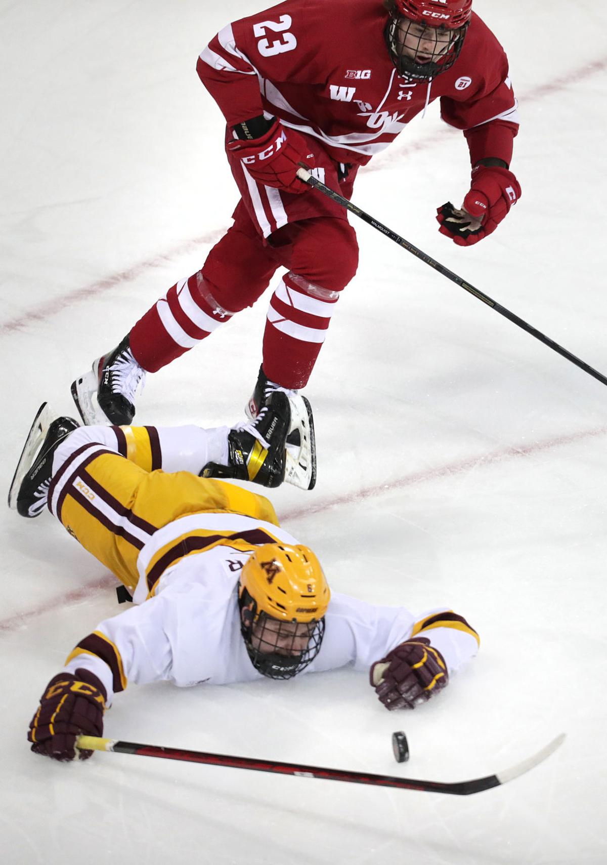 Badger hockey takes down No. 1 Minnesota