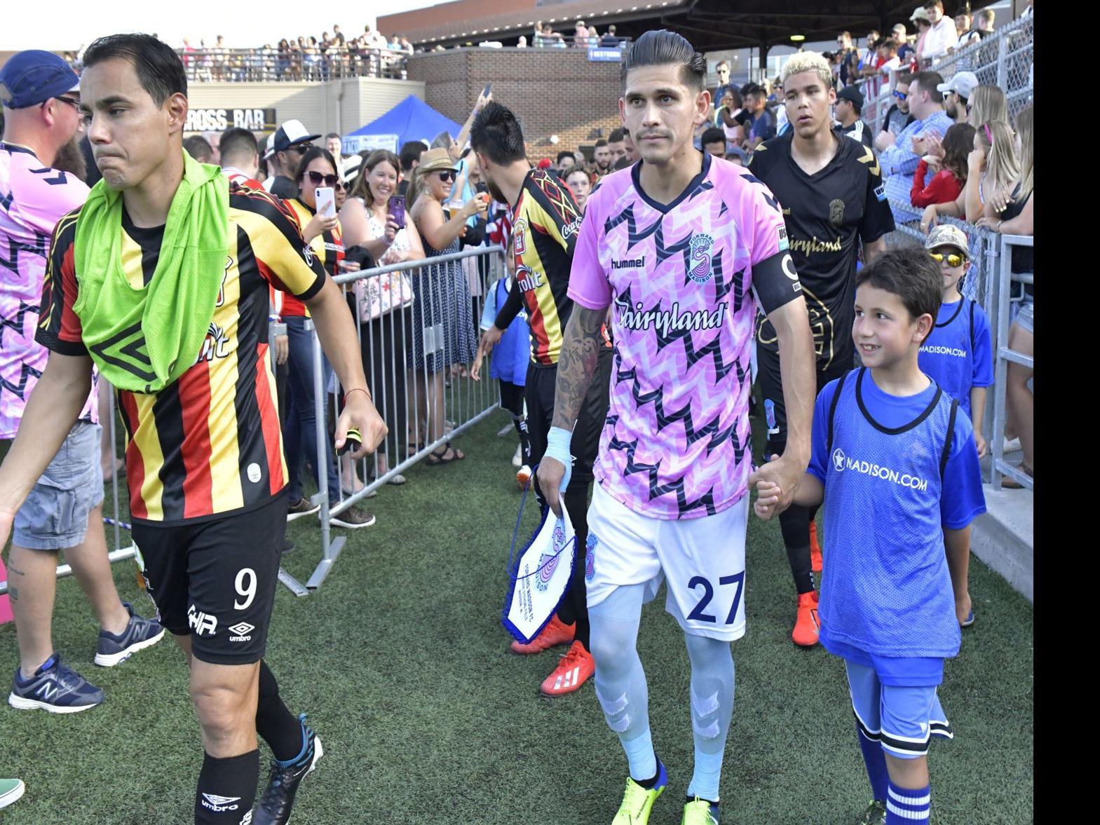 Forward Madison Fc Upends Leones Negros In Friendly Soccer Madison Com