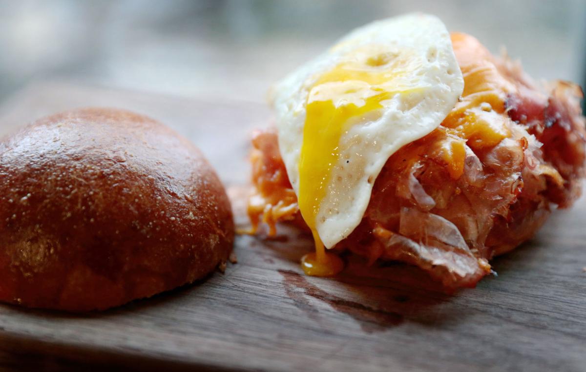 Porter - Breakfast sandwich (copy)