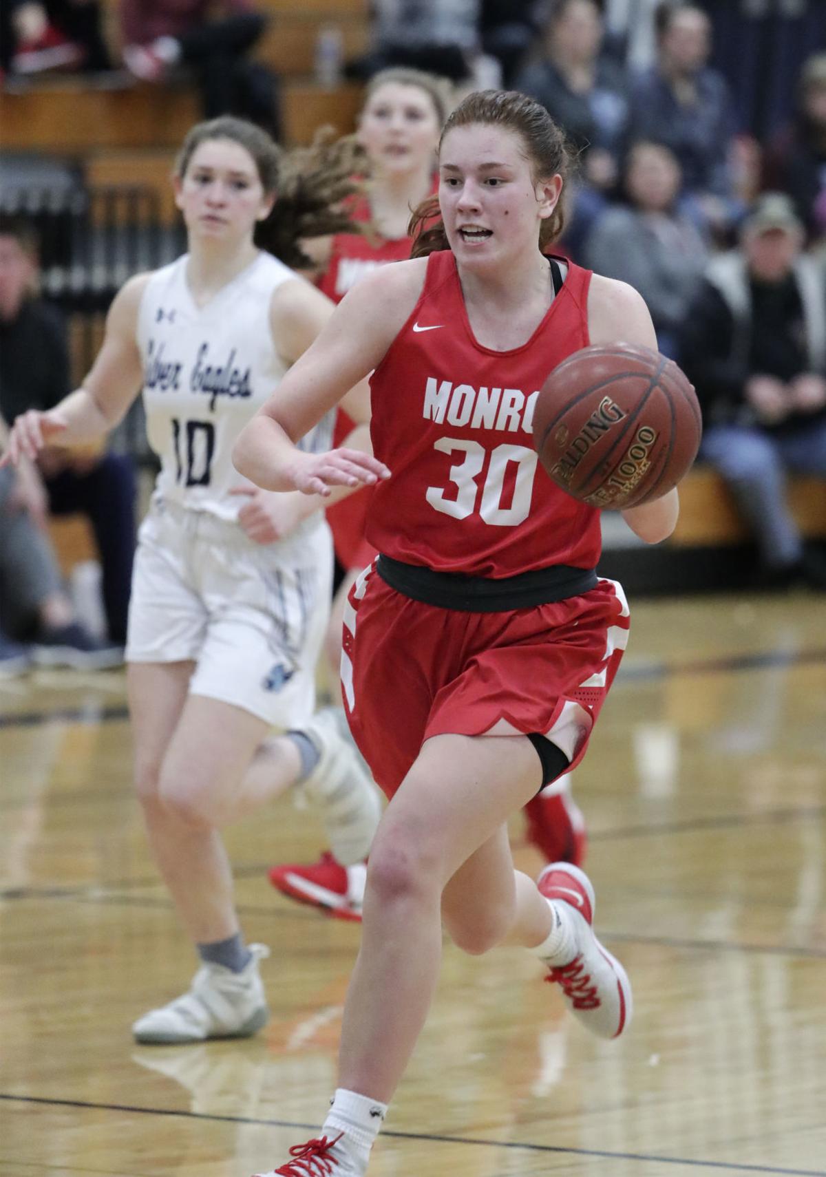 Badgers Recruit Sydney Hilliard Of Monroe About To Enjoy A Last