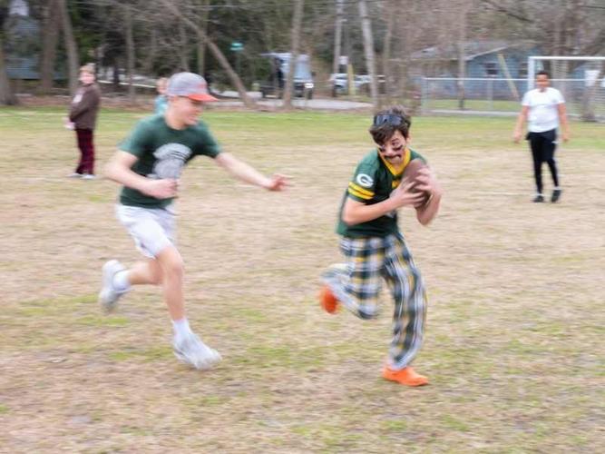 Spring Harbor Middle School Students Take the Lead on Epic "Clue Day"