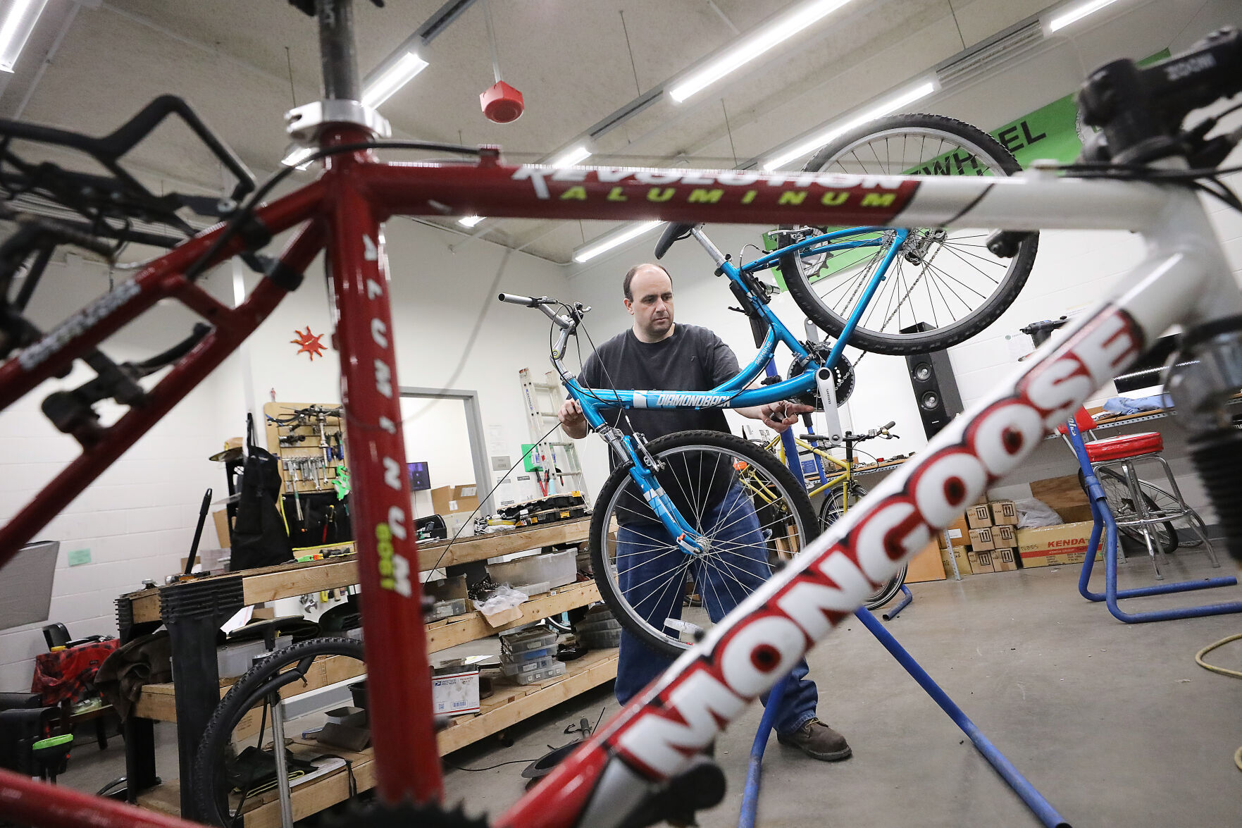 Madison Freewheel Bicycle store closing as city declines to renew