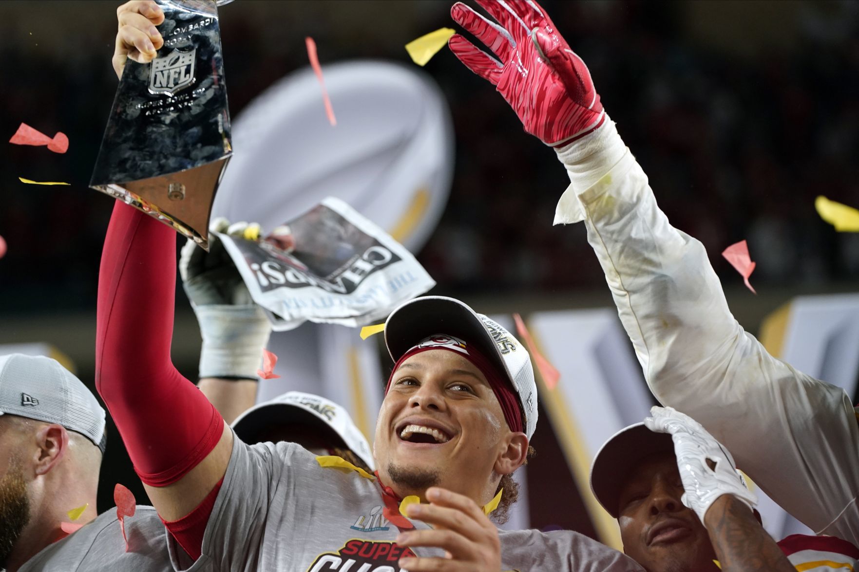 Mvp Patrick Mahomes Mvp Super Bowl 2021 : Mahomes Becomes Youngest Ever ...