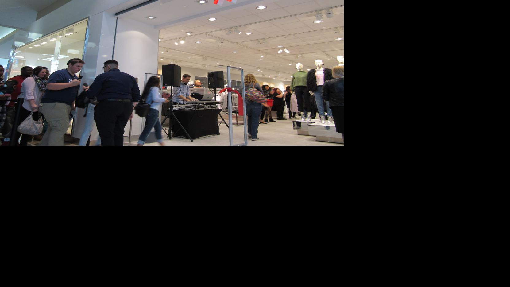 H M Store Opens With A Beat At East Towne As More Improvements Near Completion Business News Madison Com Find your nearest fanzz location with our store locator. h m store opens with a beat at east