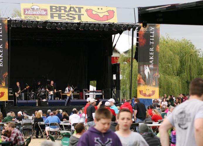 World's Largest Brat Fest takes over Willow Island
