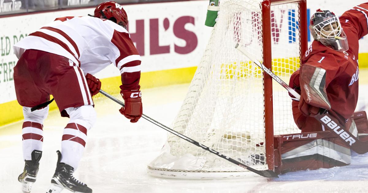 Wisconsin Stays In Top 10 Of National Men s Hockey Rankings wisconsin-stays-in-top-10-of-national-men-s-hockey-rankings