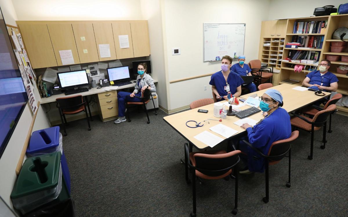 louis c k tickets sell out in madison despite comedian s sexual misconduct entertainment madison com