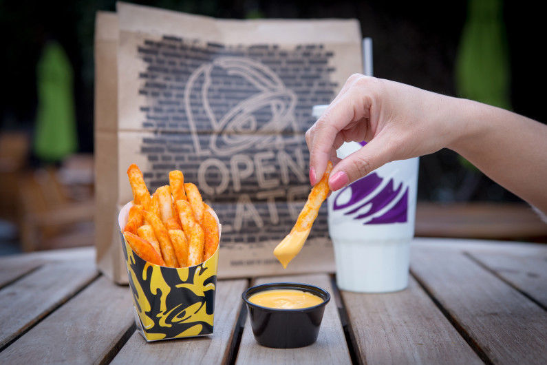 Yeah I Ate That Taco Bell Gets In Mcdonald S Face With Nacho