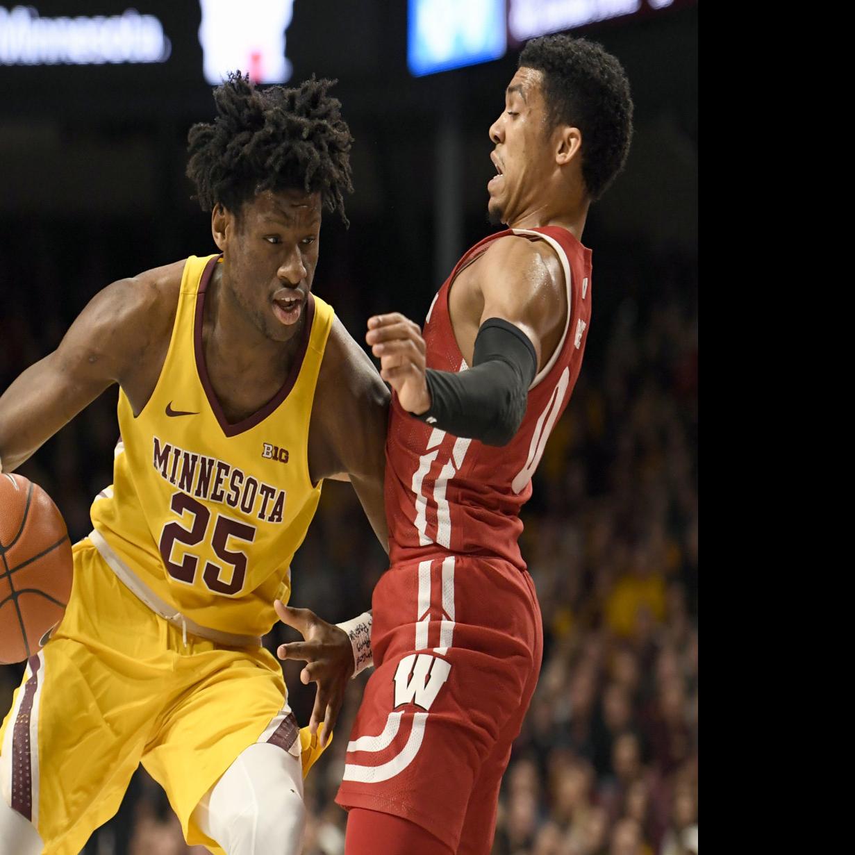 Road Regression Wisconsin Badgers Struggle On Both Ends As