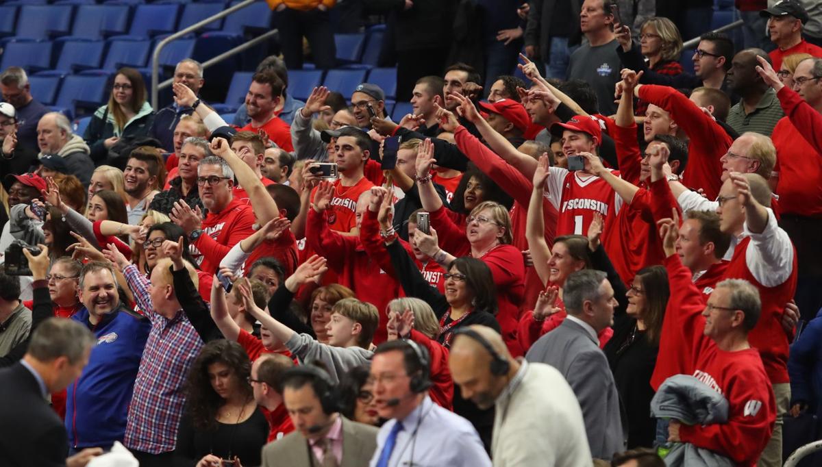 Badger Men S Basketball Wisconsin Sells Out Sweet 16 Ticket