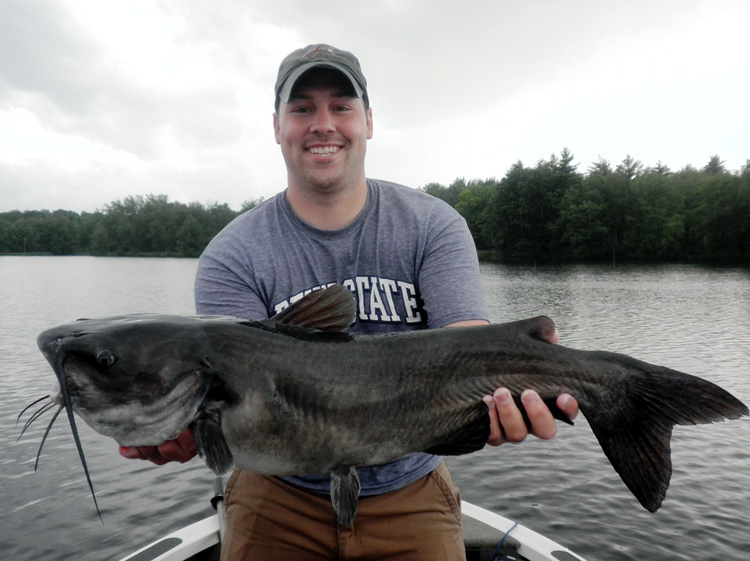 Gary Engberg: Warm weather agrees with fishing for catfish