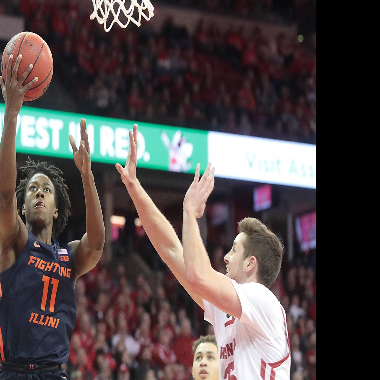 Frantic Finish Wisconsin Badgers Come Up Short As Illinois