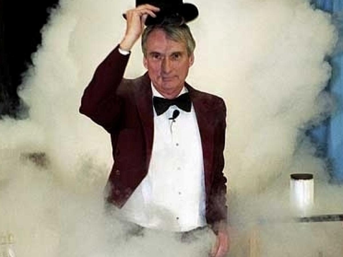 Campus Connection Wonders Of Physics Returns Local Education Madison Com