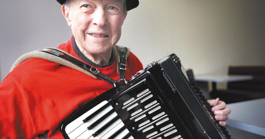 Longtime player loves complex, versatile accordions