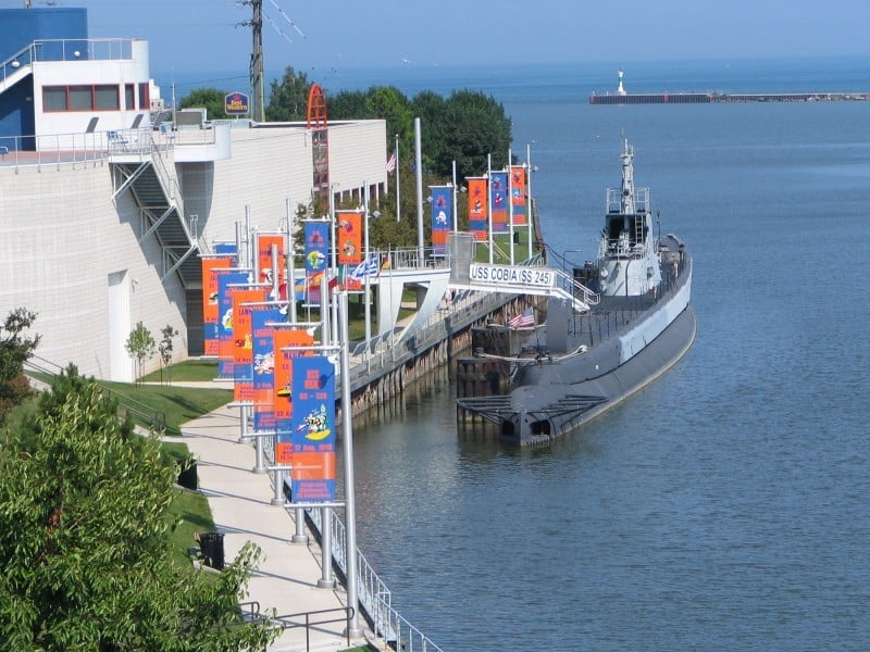 manitowoc submarine tour