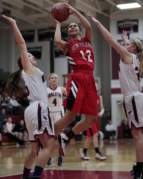Prep Girls Basketball Sun Prairie S Jayda Jansen Signs With