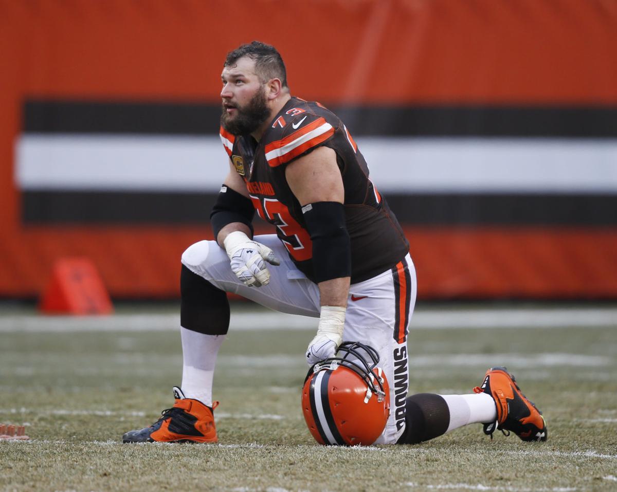 NFL: Former Wisconsin tackle Joe Thomas not worried about recent