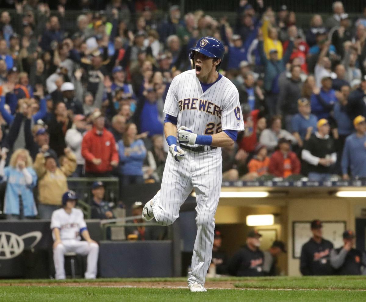 Christian Yelich closes in in Triple Crown as Brewers beat Tigers 6-5 to  pull even with Cubs
