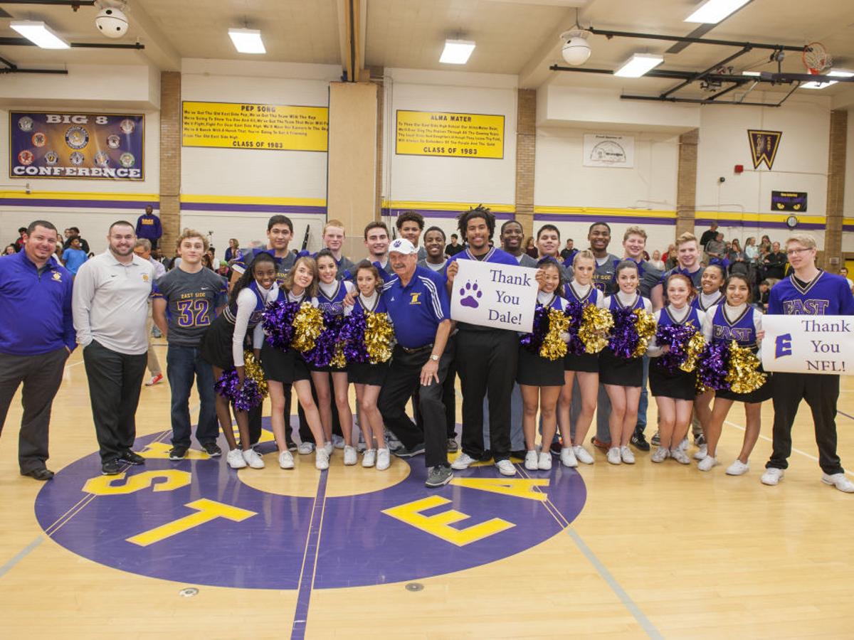 Prep Basketball Dale Hackbart Presents East High School With Gold Ball High School Basketball Madison Com