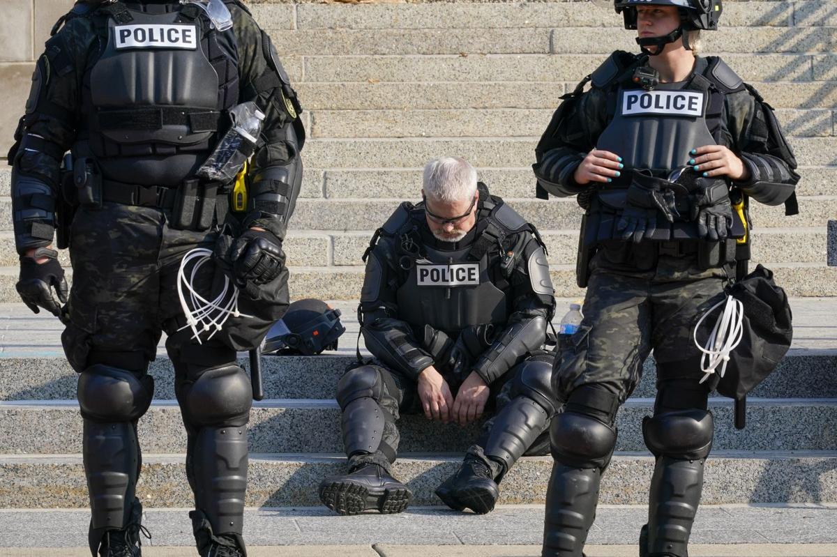 Kenosha delayed body cameras for years before police shooting of ...