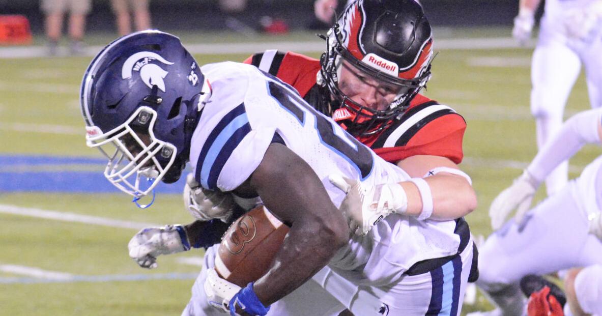 Photos: McFarland football hosts Sauk Prairie in Badger Small Conference opener