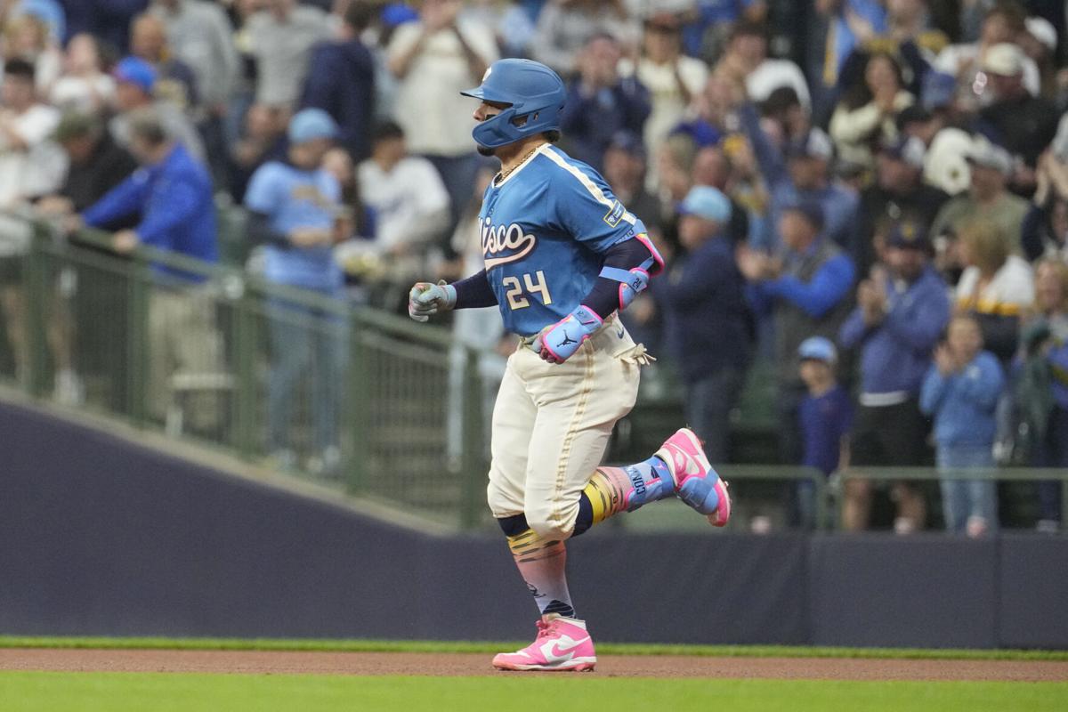 William Contreras, Brewers jump all over Dodgers in opener