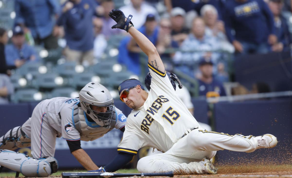 Propelled by Yelich, Brewers pound Marlins for 12 second-inning runs