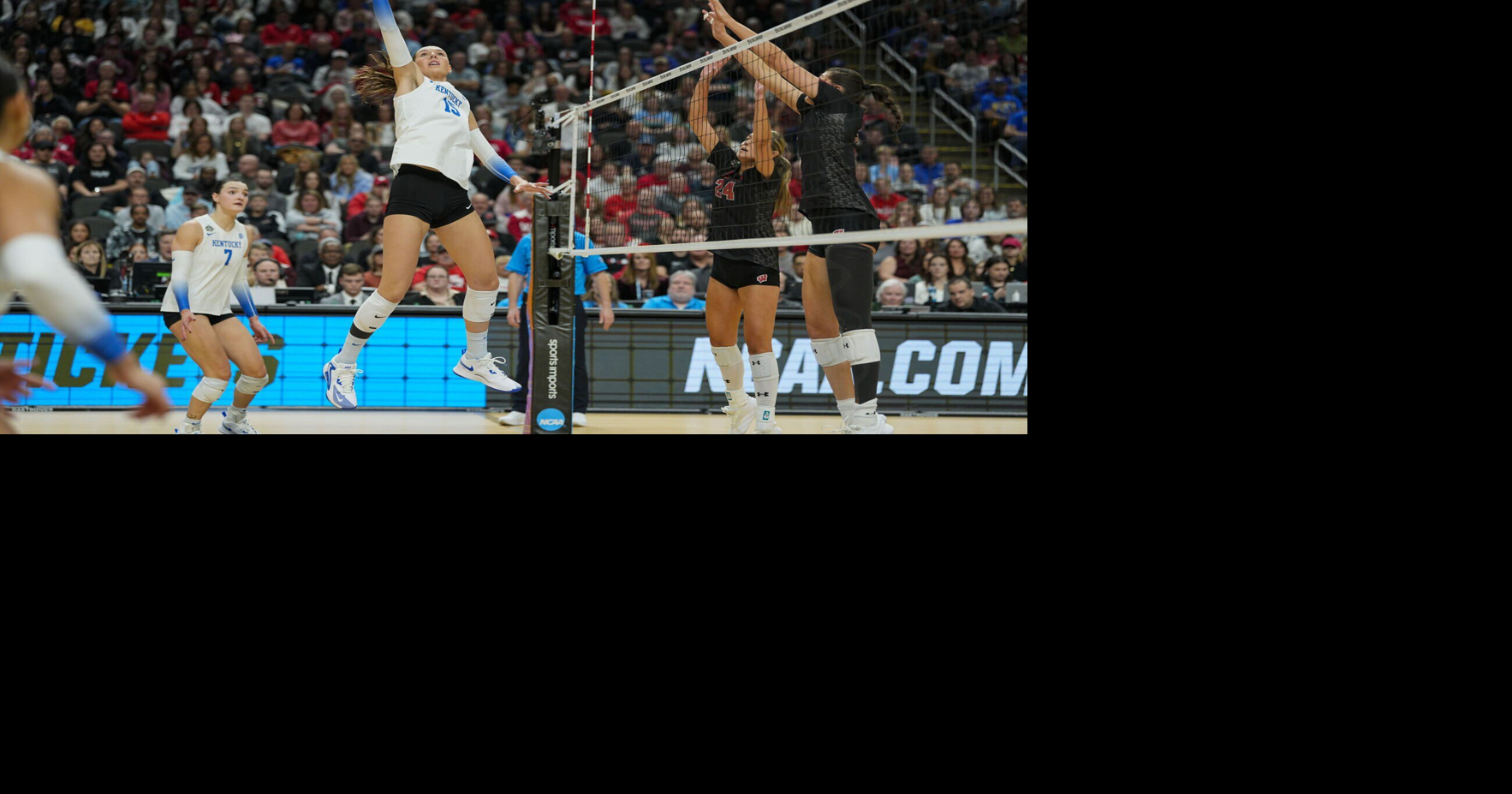 Wisconsin volleyball falters late, suffers five-set loss to Kentucky in national semifinals
