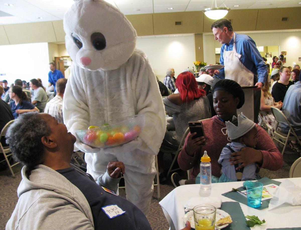 Free Easter Meal Draws Hundreds To Downtown Church Local News Madison Com