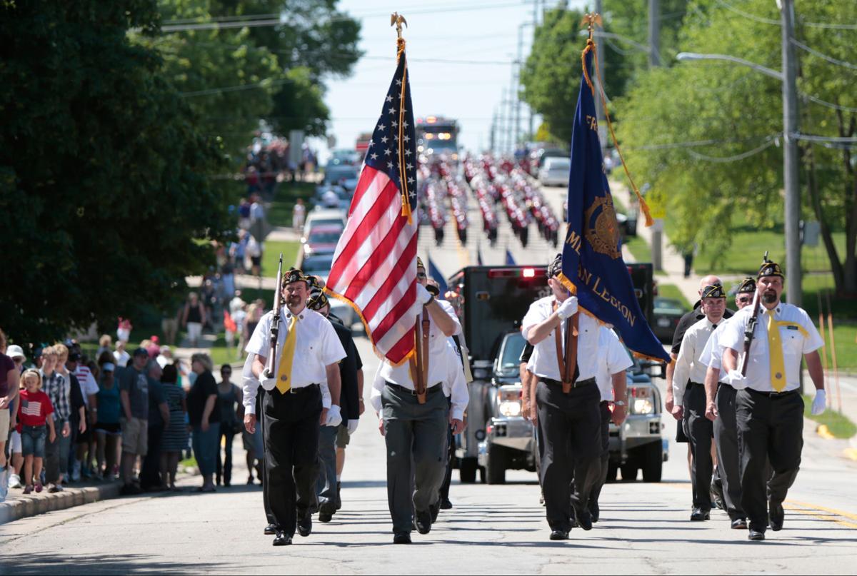 Mount Horeb veterans, residents remember fallen soldiers on Memorial Day