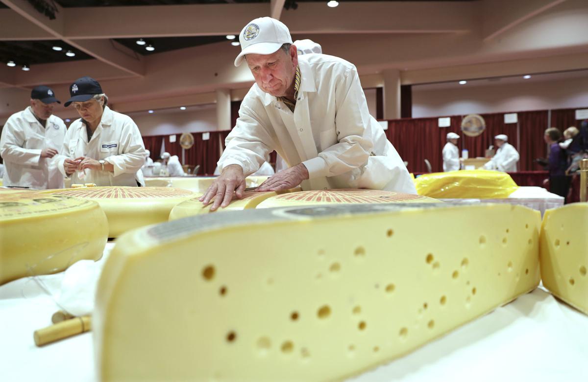 Five Wisconsin Cheeses Qualify For Finals Of World Championship Cheese Contest Business News Madison Com