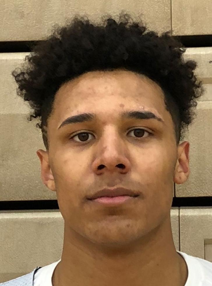 la crosse central guard jordan davis gets scholarship la crosse central guard jordan davis gets scholarship