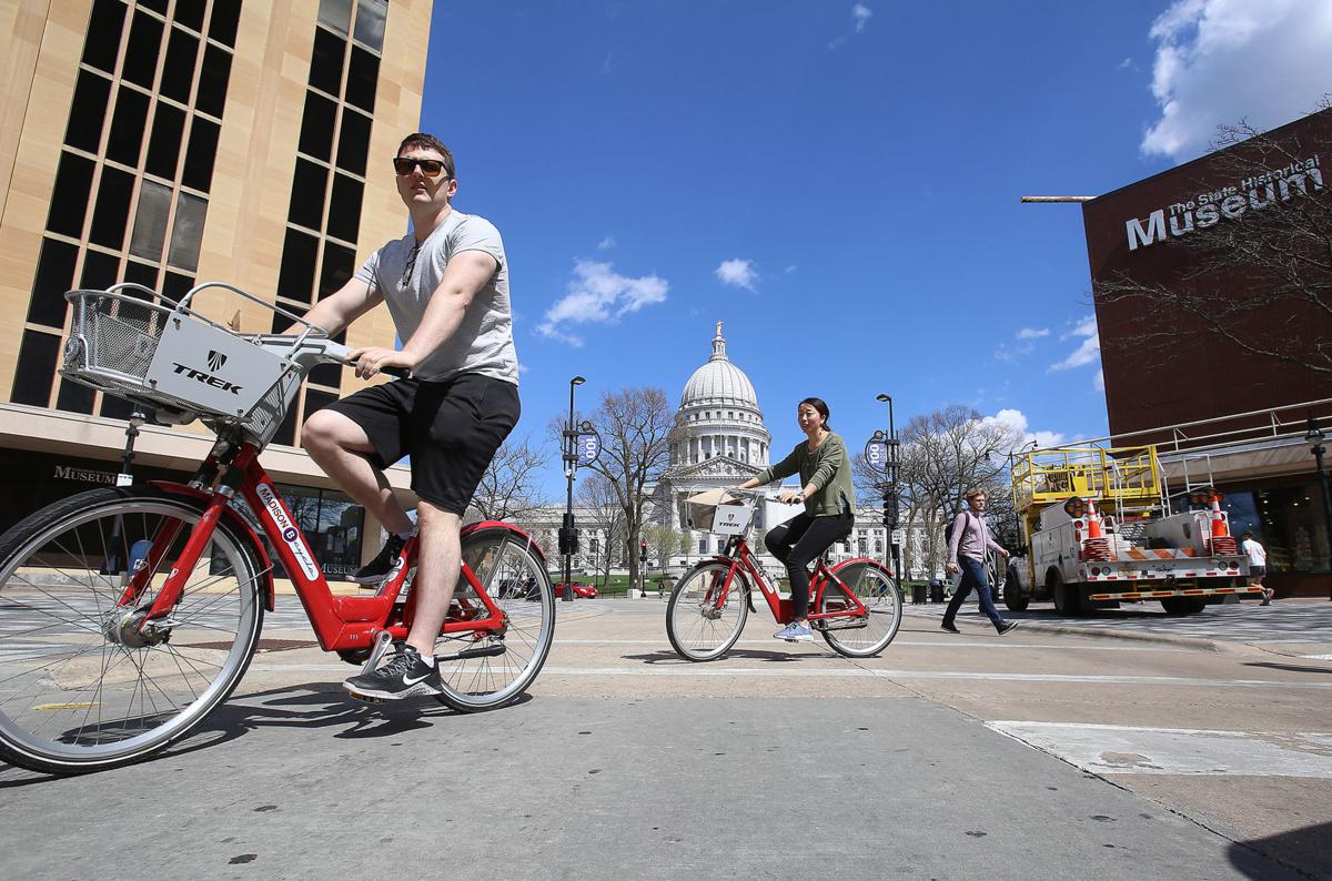 Tourism Spending Climbs For Eighth Straight Year In Wisconsin Business News Madison Com