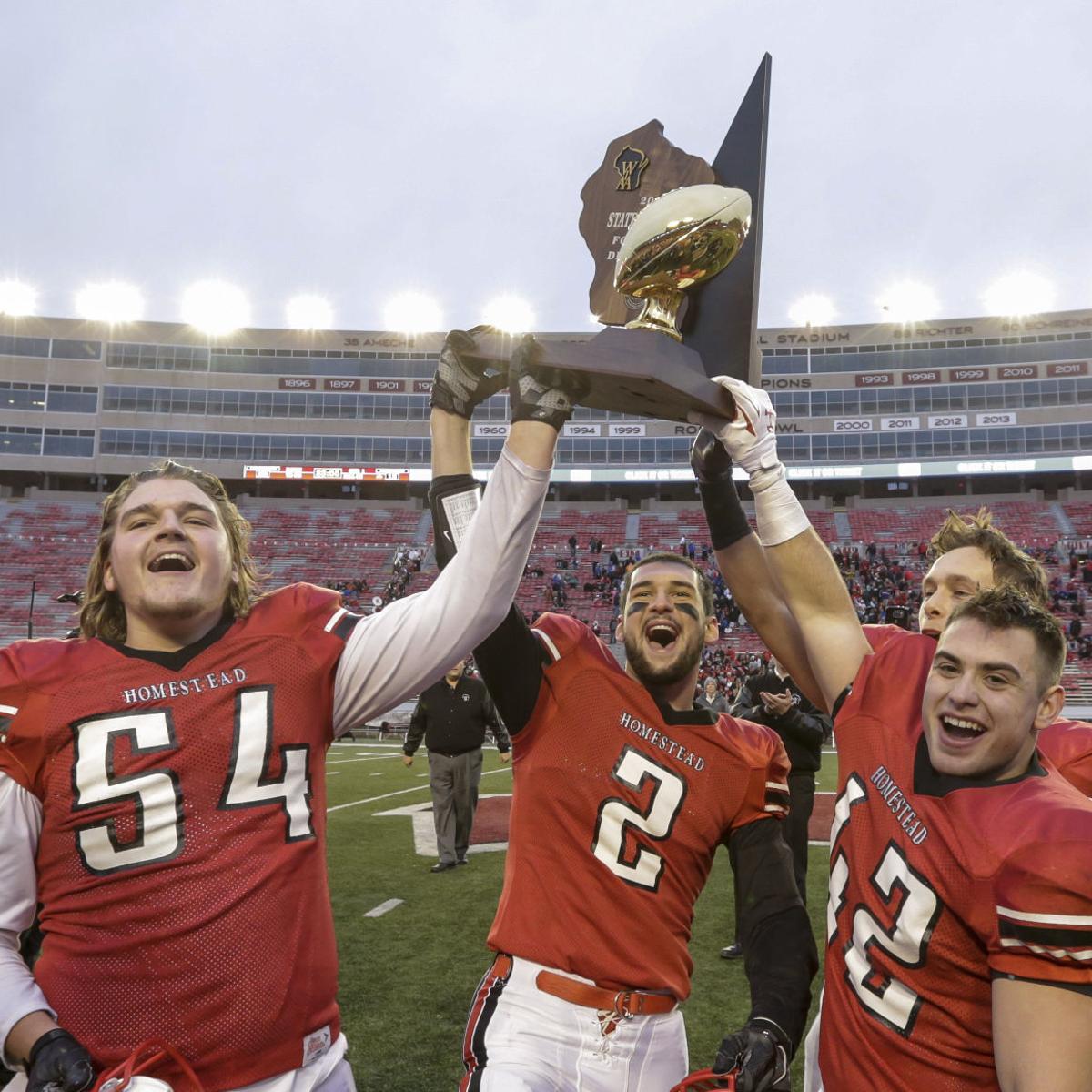 Wiaa Division 2 Football Homestead S Hot Start Monster Drive