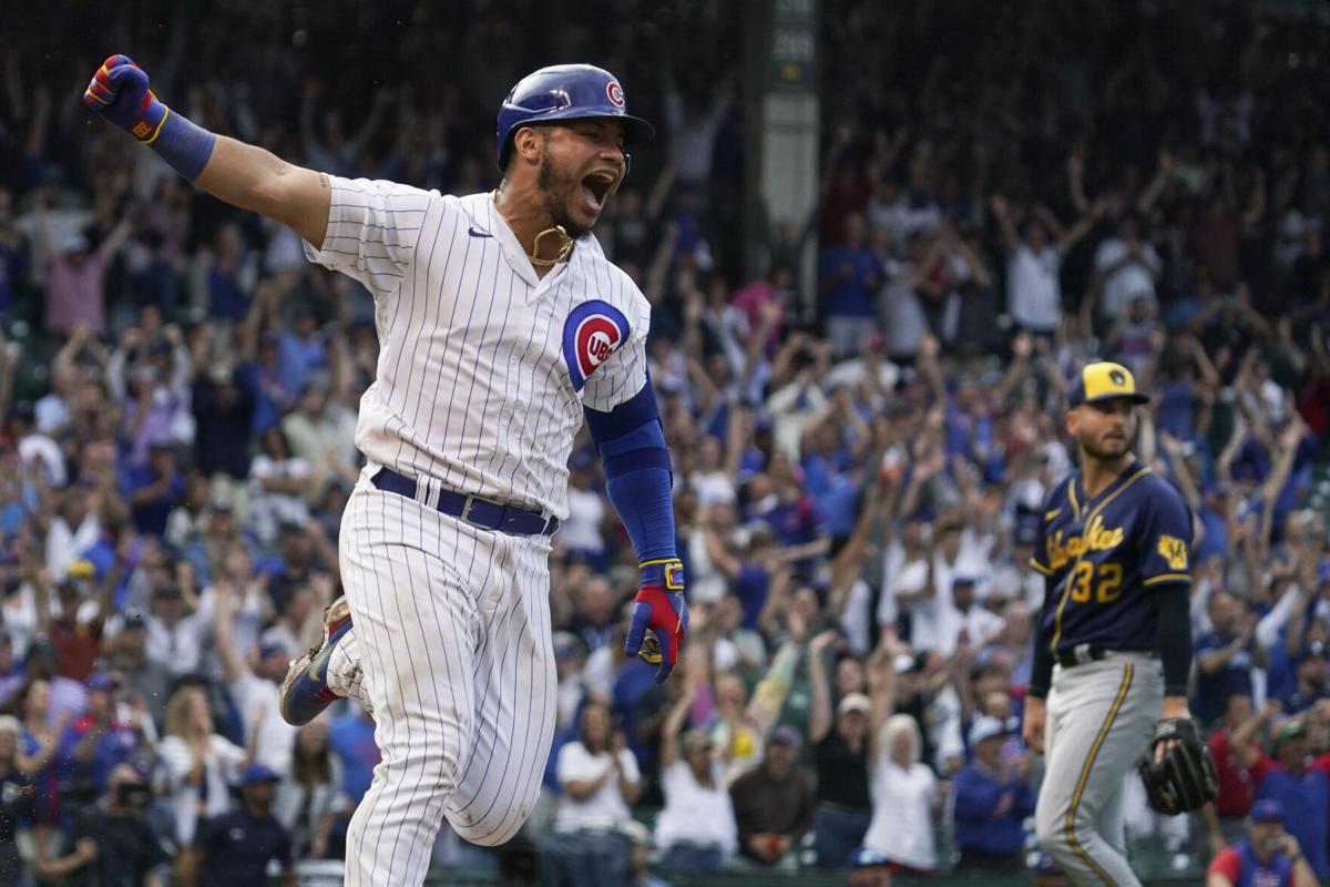 Brewers blow 4 leads, bow to Cubs in 11 innings