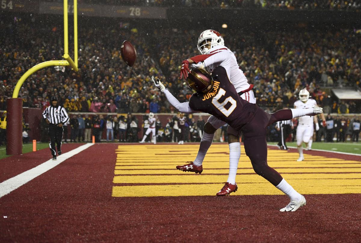 Badgers Cornerback Caesar Williams Makes Key Stops To Help