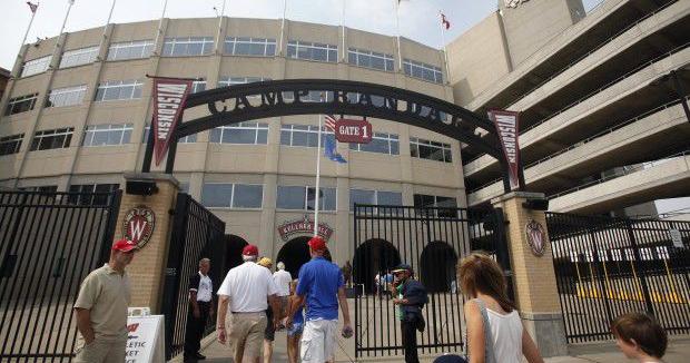 Badgers football: Wisconsin adopts clear-bag policy for Camp Randall
