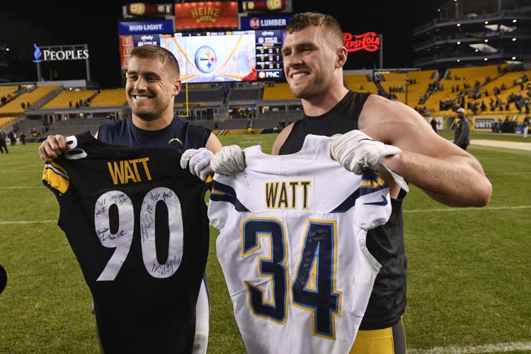 Former Badgers Derek Watt, T.J. Watt reuniting with Steelers