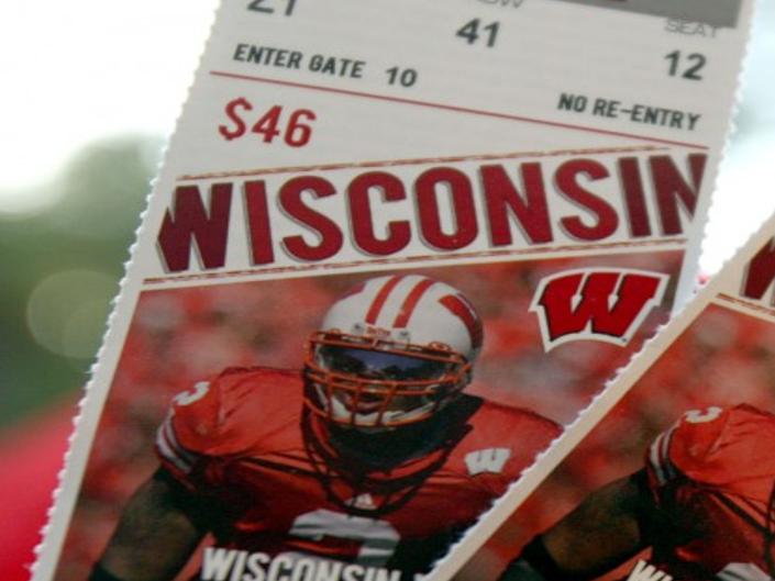 Need Quick Cash Sell Uw Football Tickets College Sports
