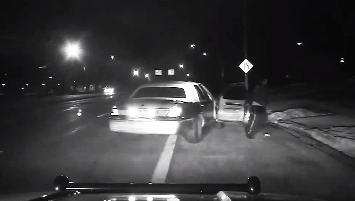 Suspect flees traffic stop dash cam footage