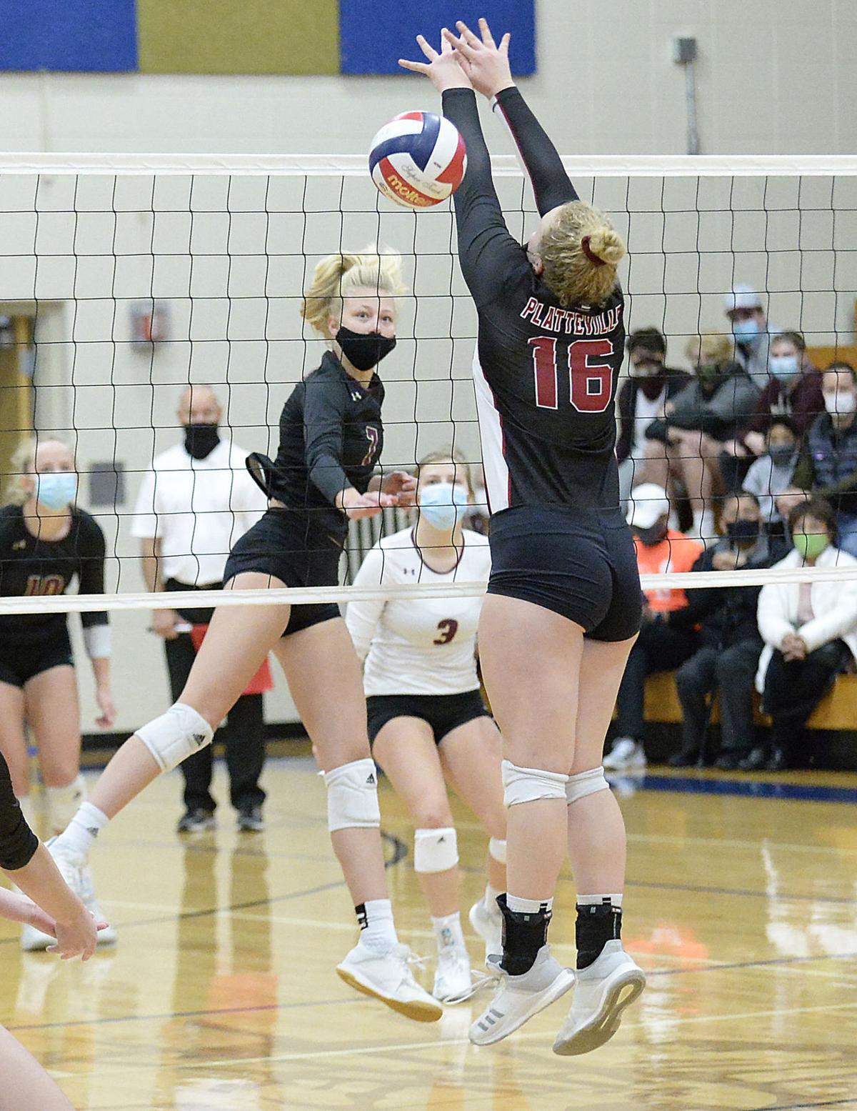 Madison Edgewood overpowers Platteville in earning sectional volleyball