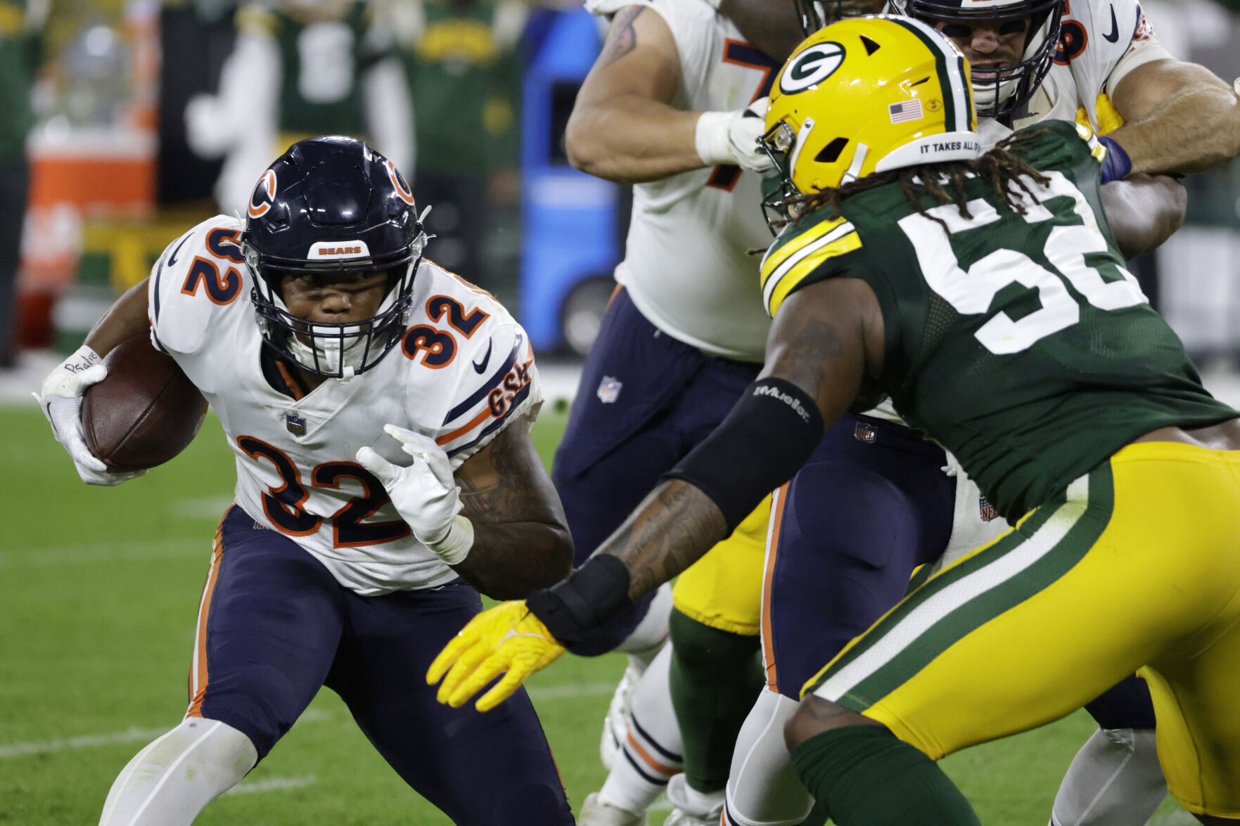 Bears vs Packers - FREE Watch Party! | Des Plaines Theatre