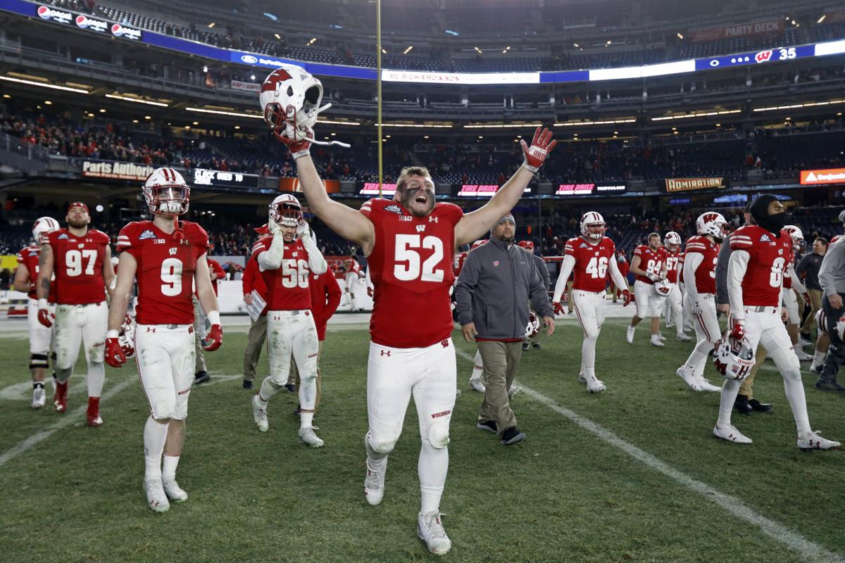 photos wisconsin badgers 35 miami hurricanes 3 college football