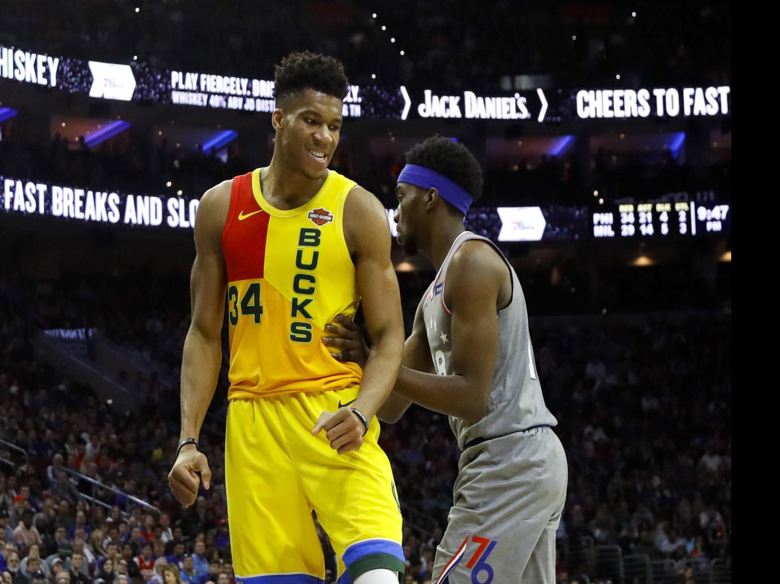 Showing Mvp Form Giannis Antetokounmpo Leads Bucks Over 76ers To