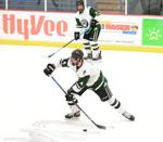 Sun-Prairie-at-Madison-Memorial-Wisconsin-boys-high-school-hockey-15-I5G_0278-12232021205315