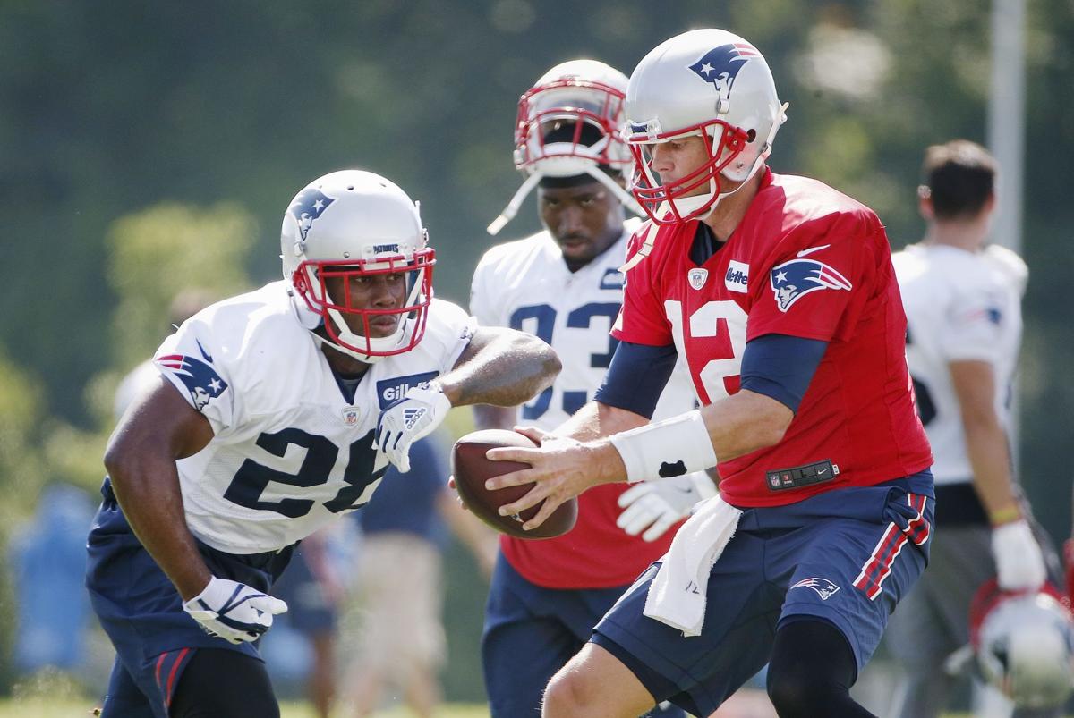 James White - NFL: Green Bay Packers at New England Patriots