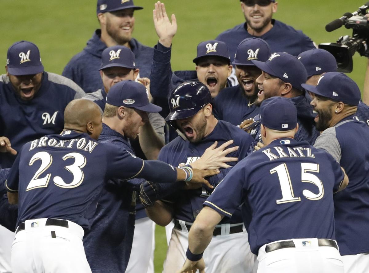 Brewers recall first postseason team in 1981