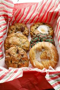 Lets Get Takeout Yummee 120320 04-12032020162114