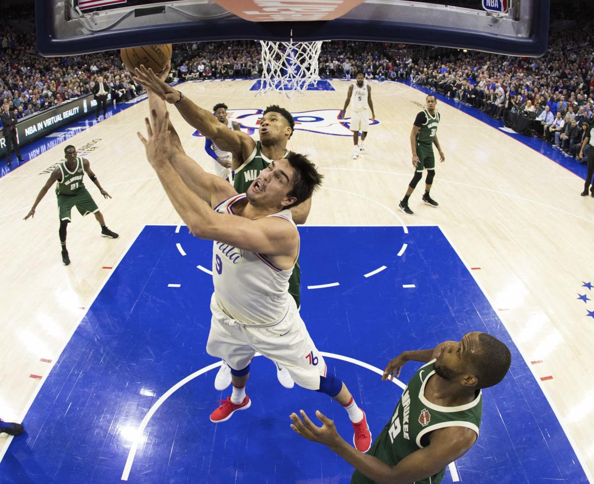 Bucks 76ers Basketball